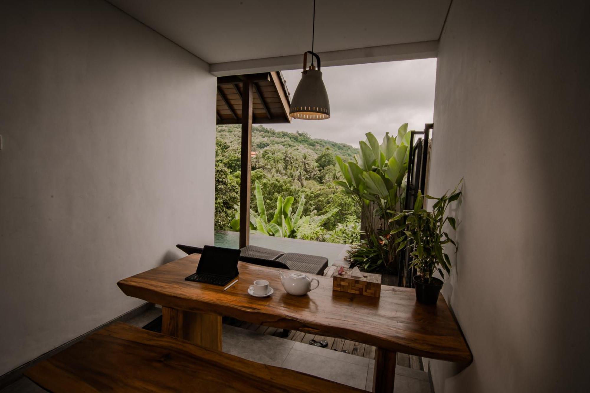 Abinawa Hill Bed & Breakfast Lovina  Bagian luar foto