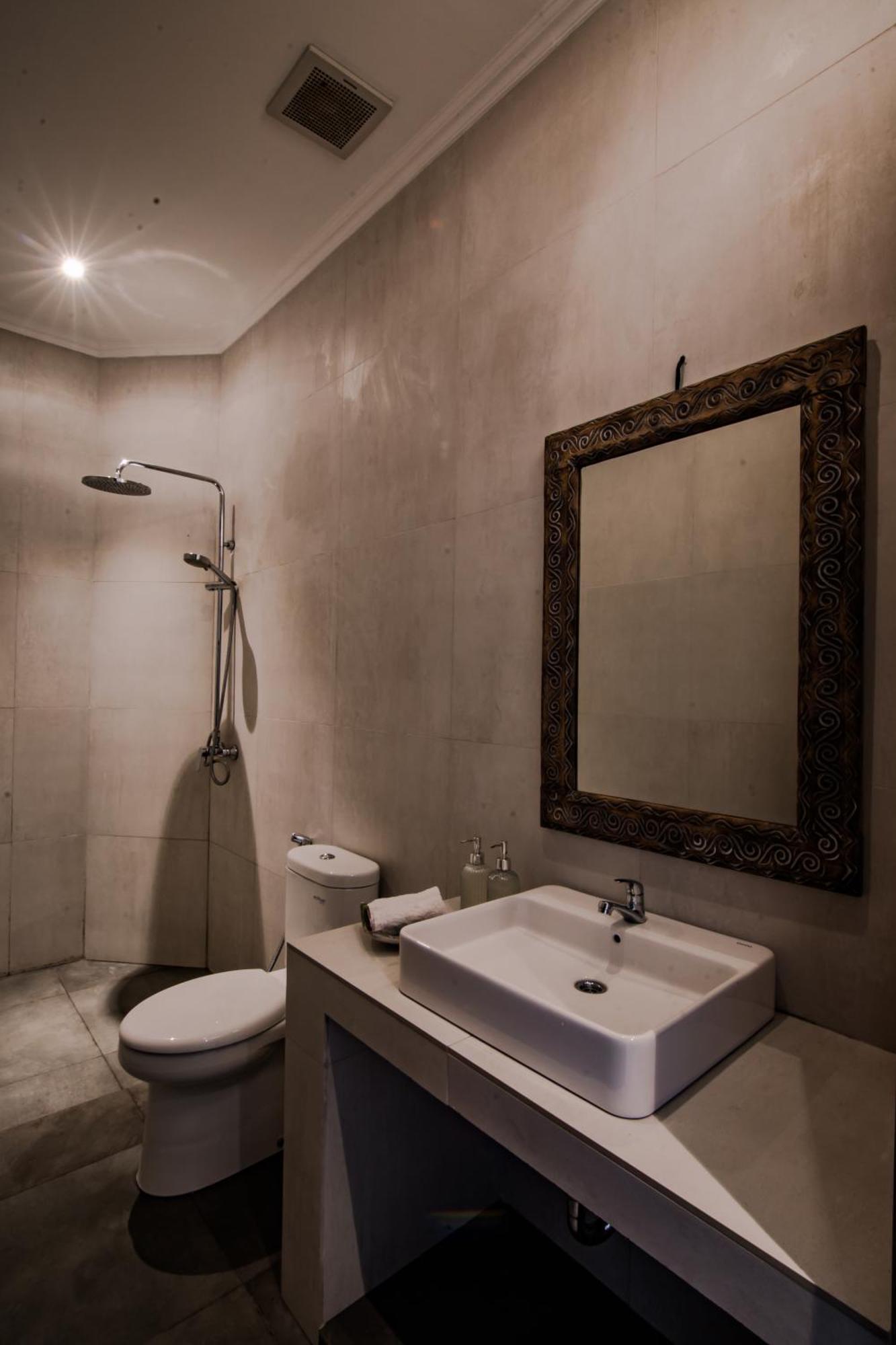 Abinawa Hill Bed & Breakfast Lovina  Bagian luar foto